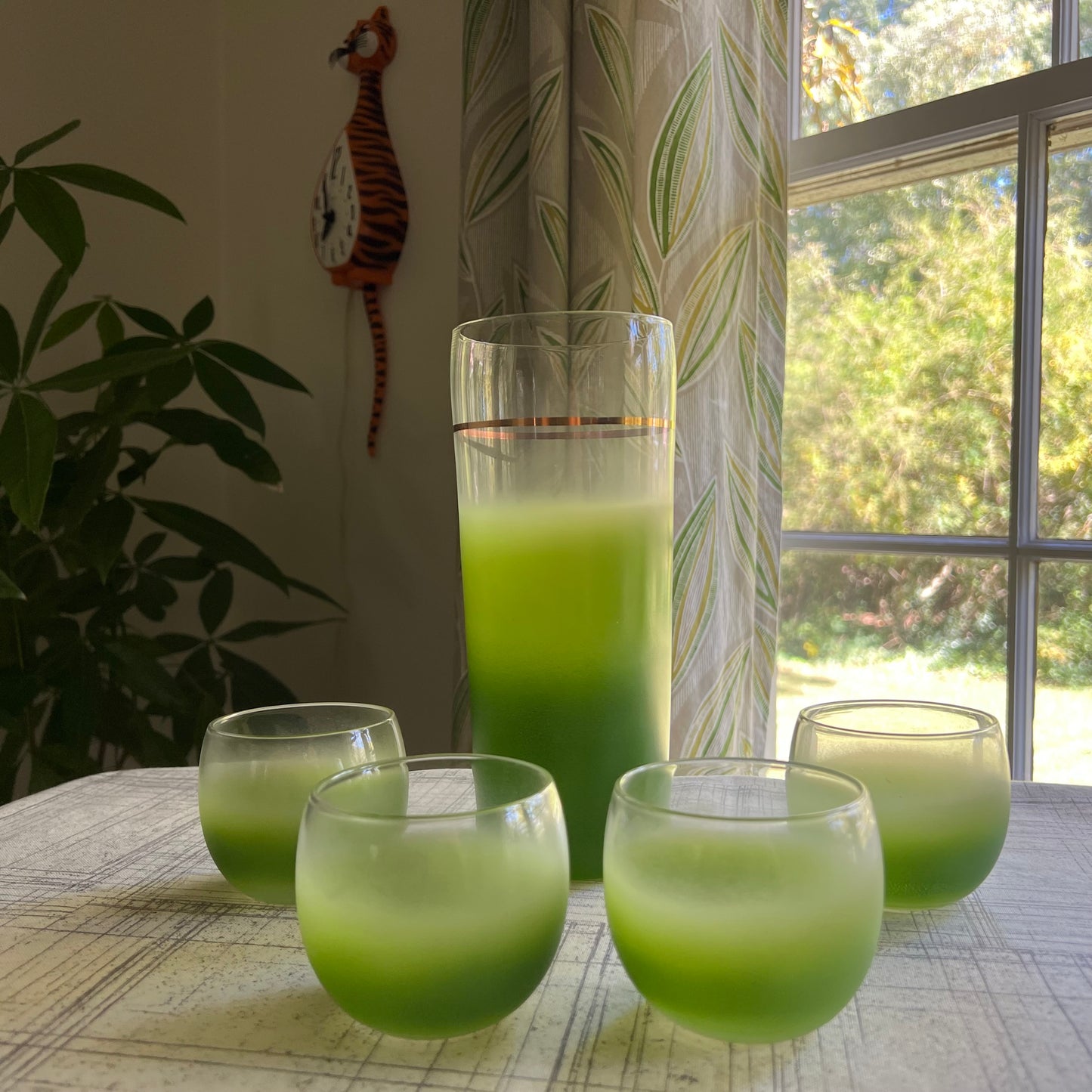 Lime Green Vintage Blendo Cocktail Barware Set- Decanter & 4 Roly Poly Glasses